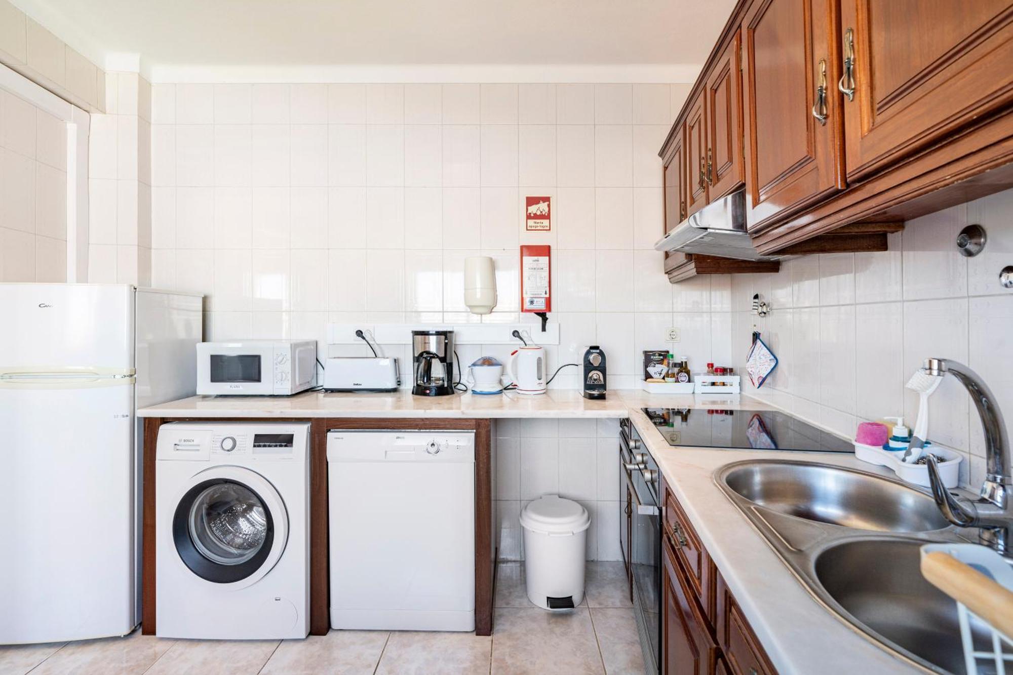 Apartamentos Casal Ventoso Pedrogao  ภายนอก รูปภาพ